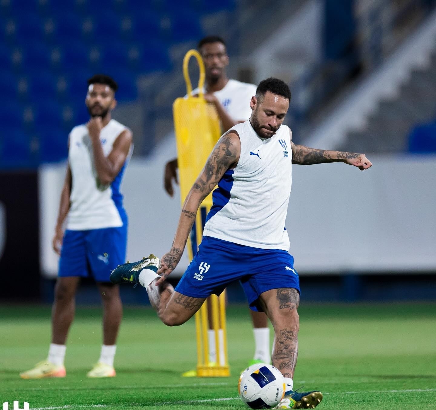 2025广东宏远新签约外援最新消息