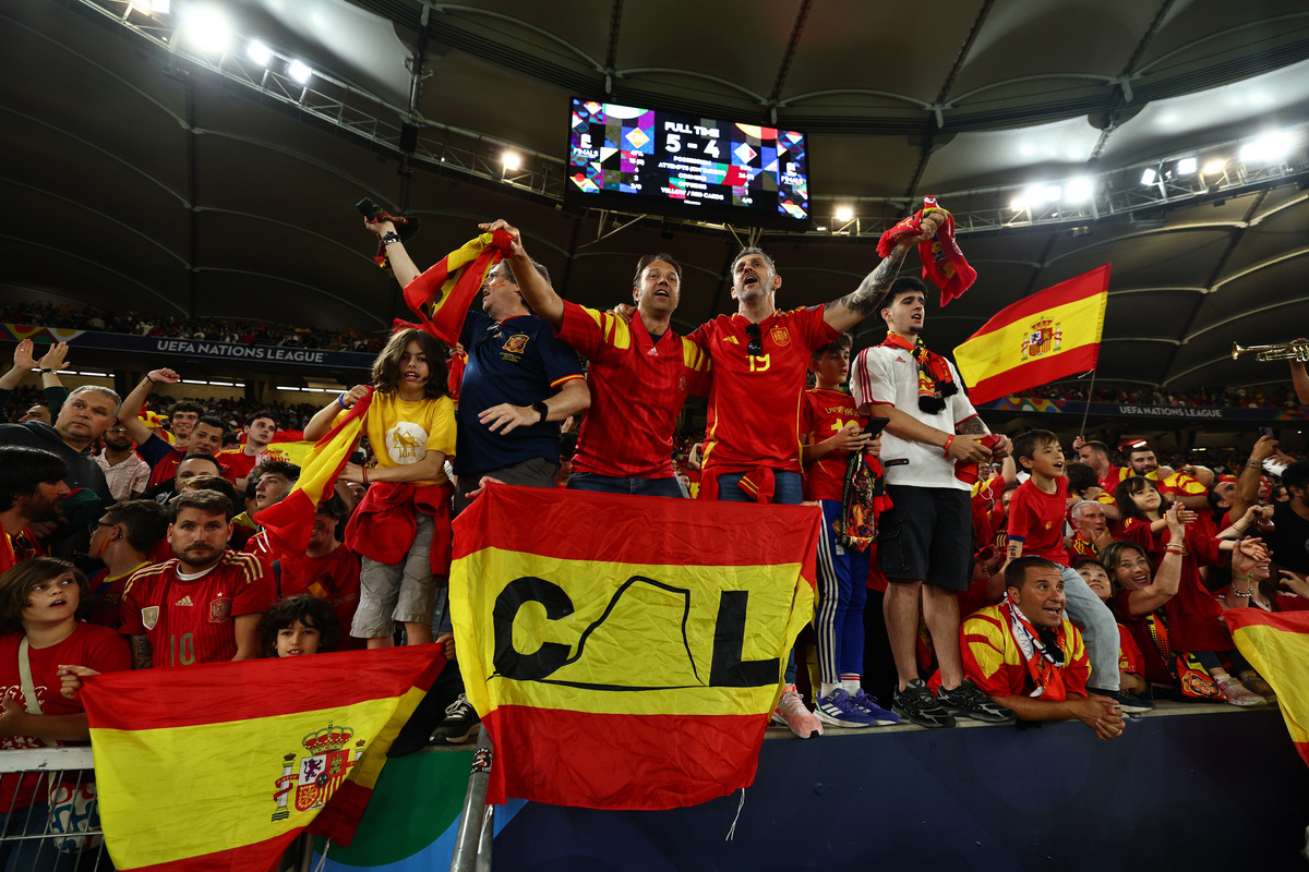 阿富汗队在国际赛事中取得关键胜利的是